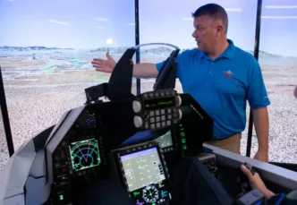 La interesante demostración tecnológica coincide con uno de los momentos más importantes en el proceso de modernización de la aviación de combate peruana.