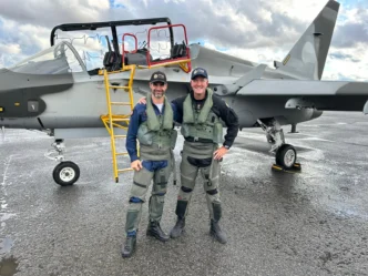 Contrato incluye seis aeronaves M-346 T Block 20, con opción a seis unidades adicionales.
