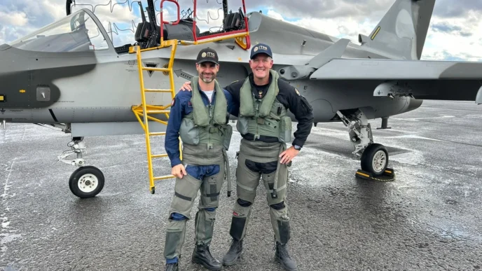 Contrato incluye seis aeronaves M-346 T Block 20, con opción a seis unidades adicionales.