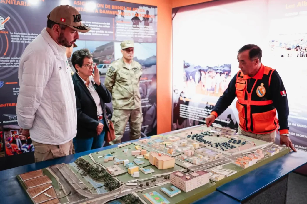 Titular del sector verificó el abastecimiento de bienes de ayuda humanitaria y resaltó el trabajo articulado para fortalecer la respuesta ante desastres naturales.